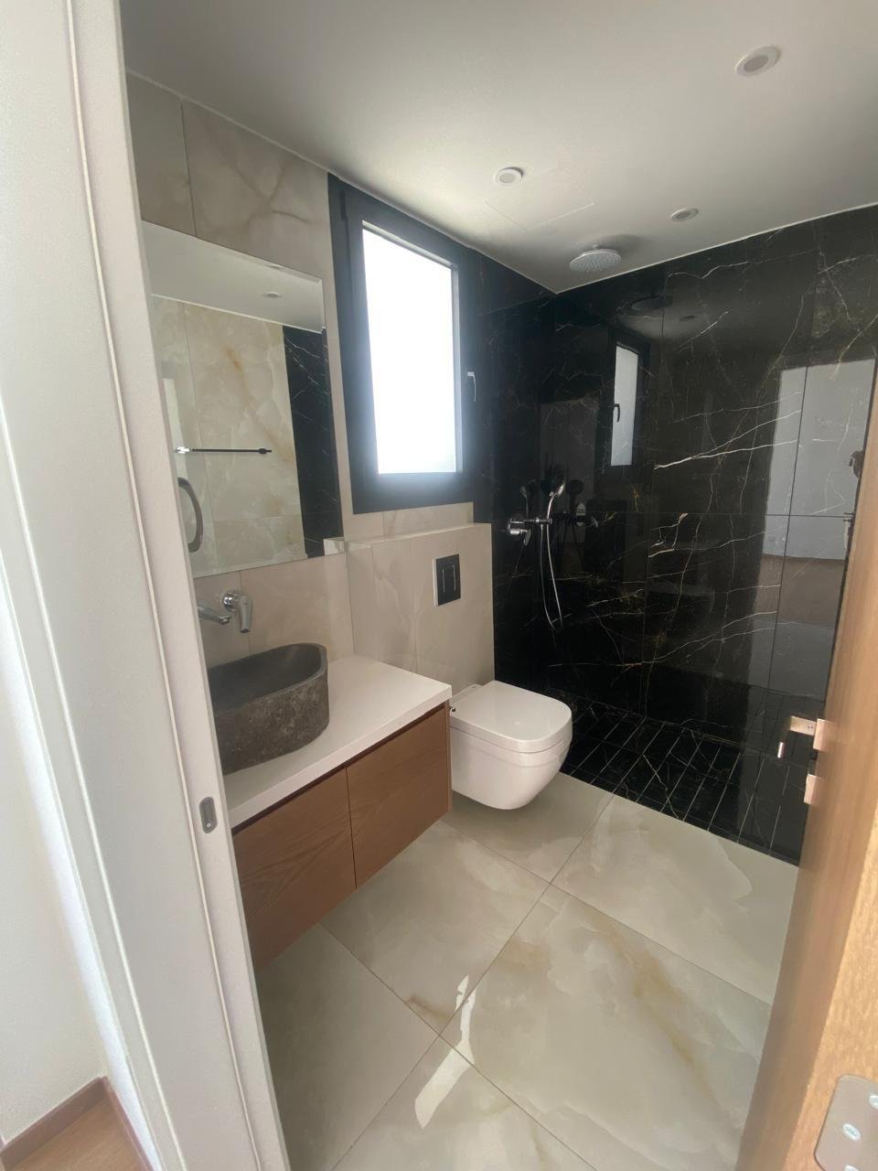 Sea-View Two Bedroom Two Bathroom Brand New Apartment on Tomb of The Kings area of Paphos