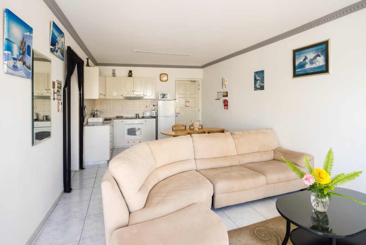 Exceptional Mixed‑Use Building in Paphos – Kato Paphos