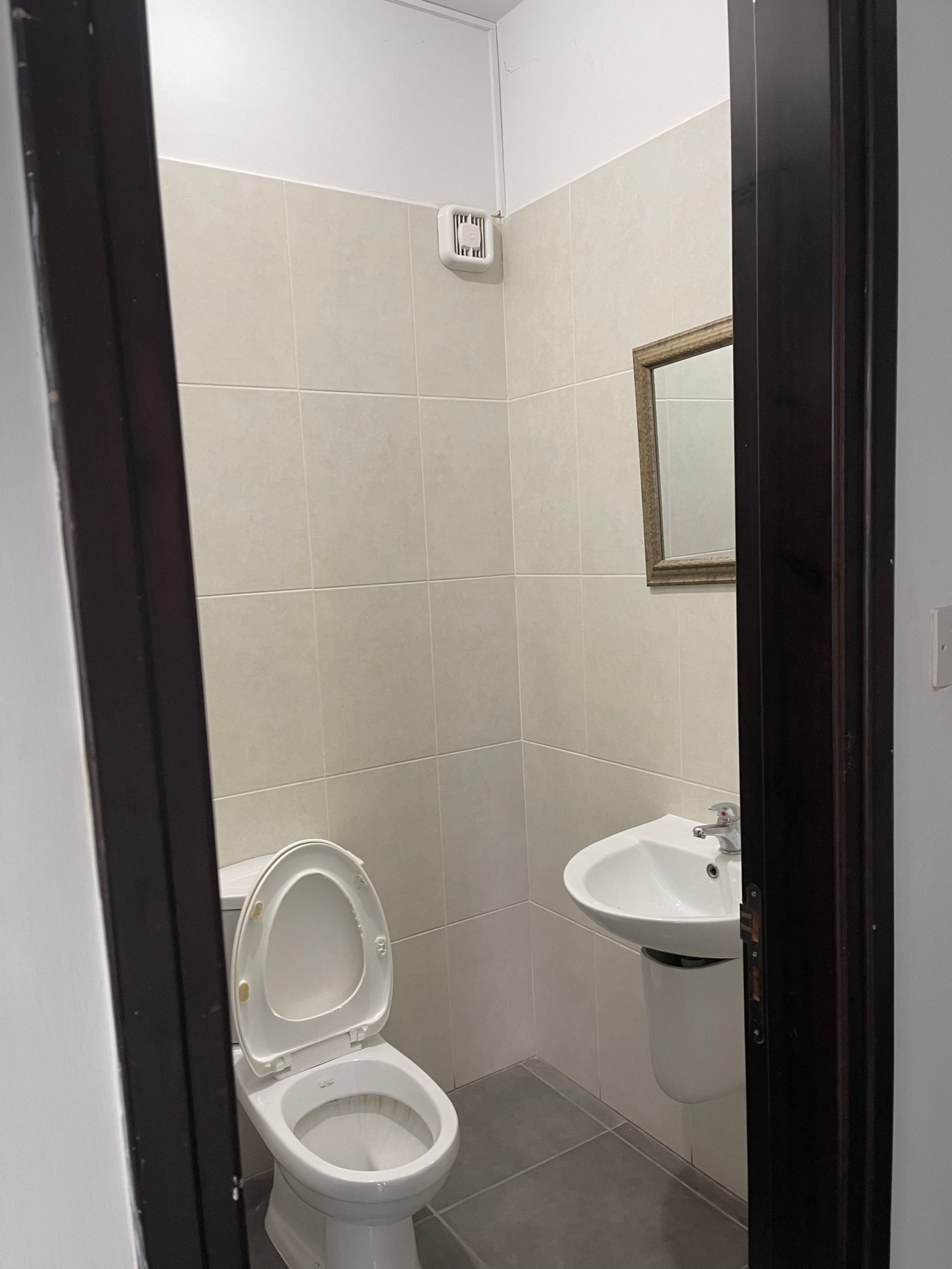 Versatile Retail / Showroom Space – Kato Paphos