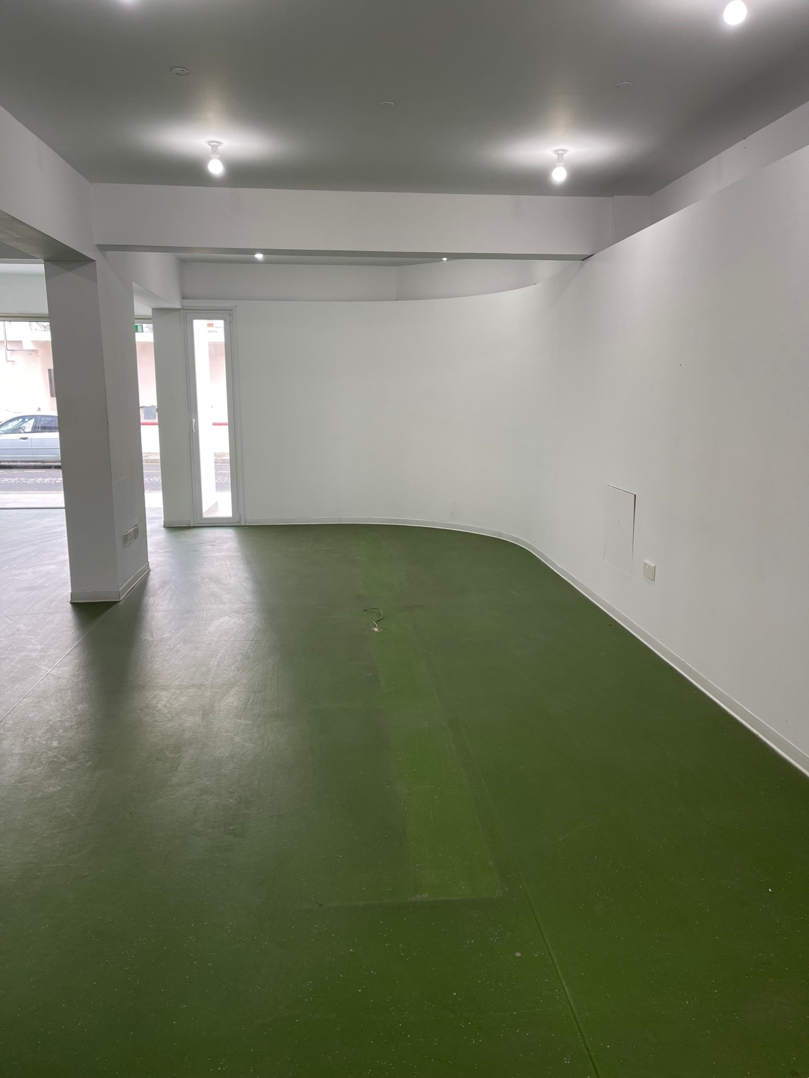 Versatile Retail / Showroom Space – Kato Paphos