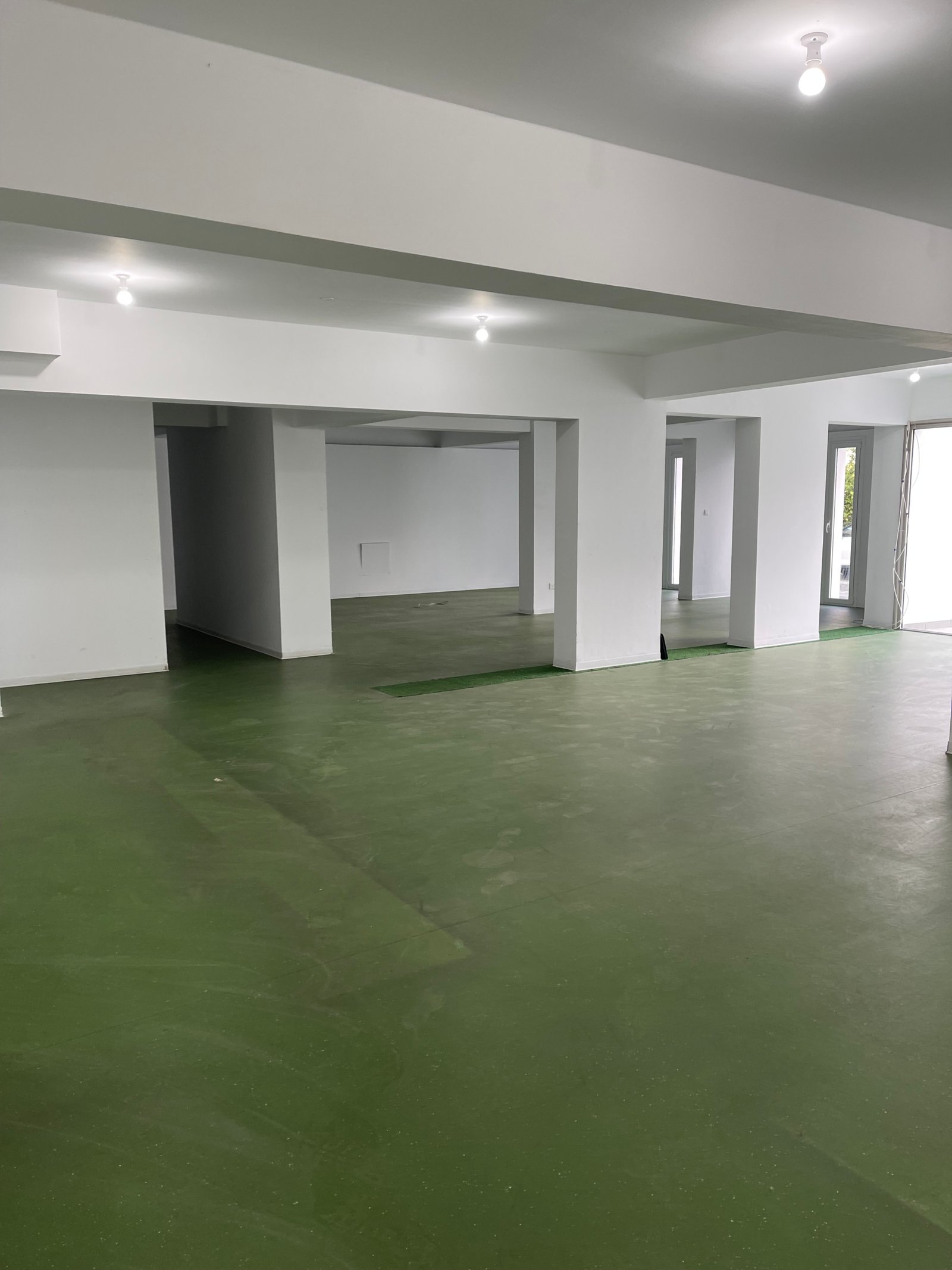 Versatile Retail / Showroom Space – Kato Paphos