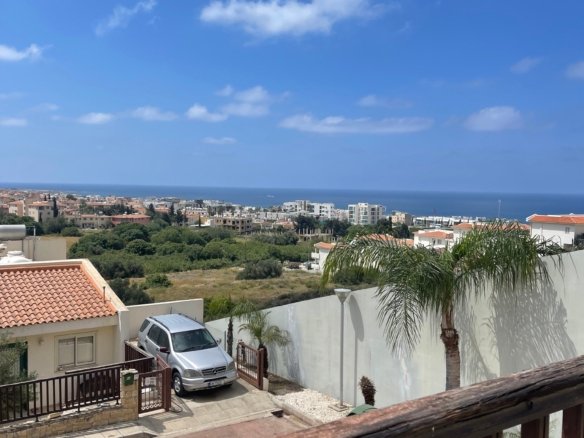 Three Bedroom Villa with Sea Views – Chloraka