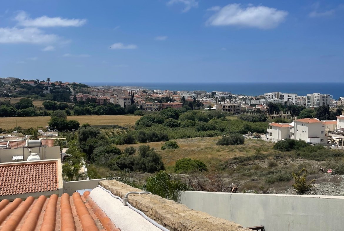 Three Bedroom Villa with Sea Views – Chloraka