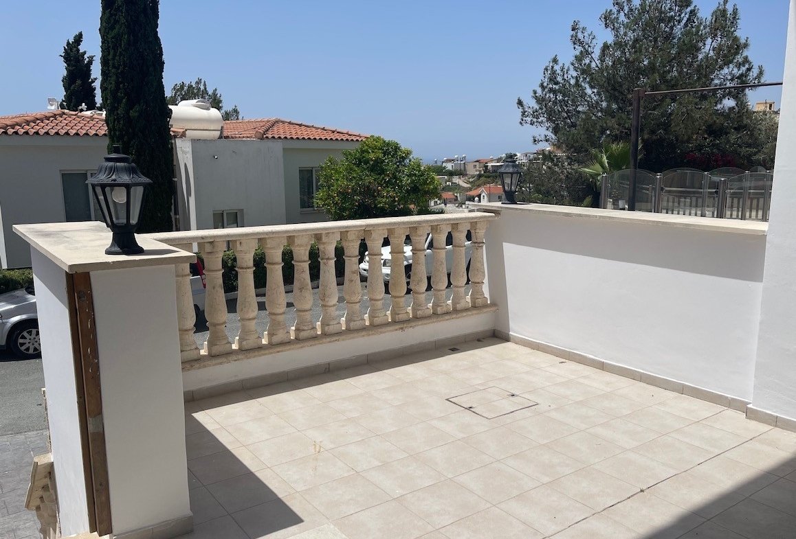 Two Bedroom Townhouse for Rent – Upper Pegeia