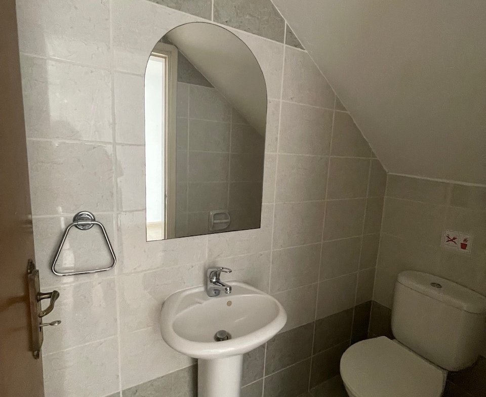 Two Bedroom Townhouse for Rent – Upper Pegeia