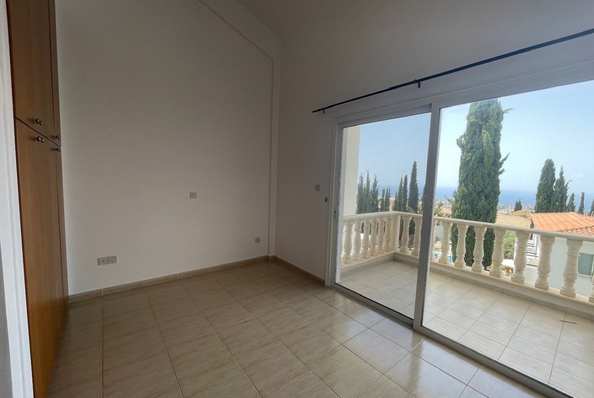 Two Bedroom Townhouse for Rent – Upper Pegeia