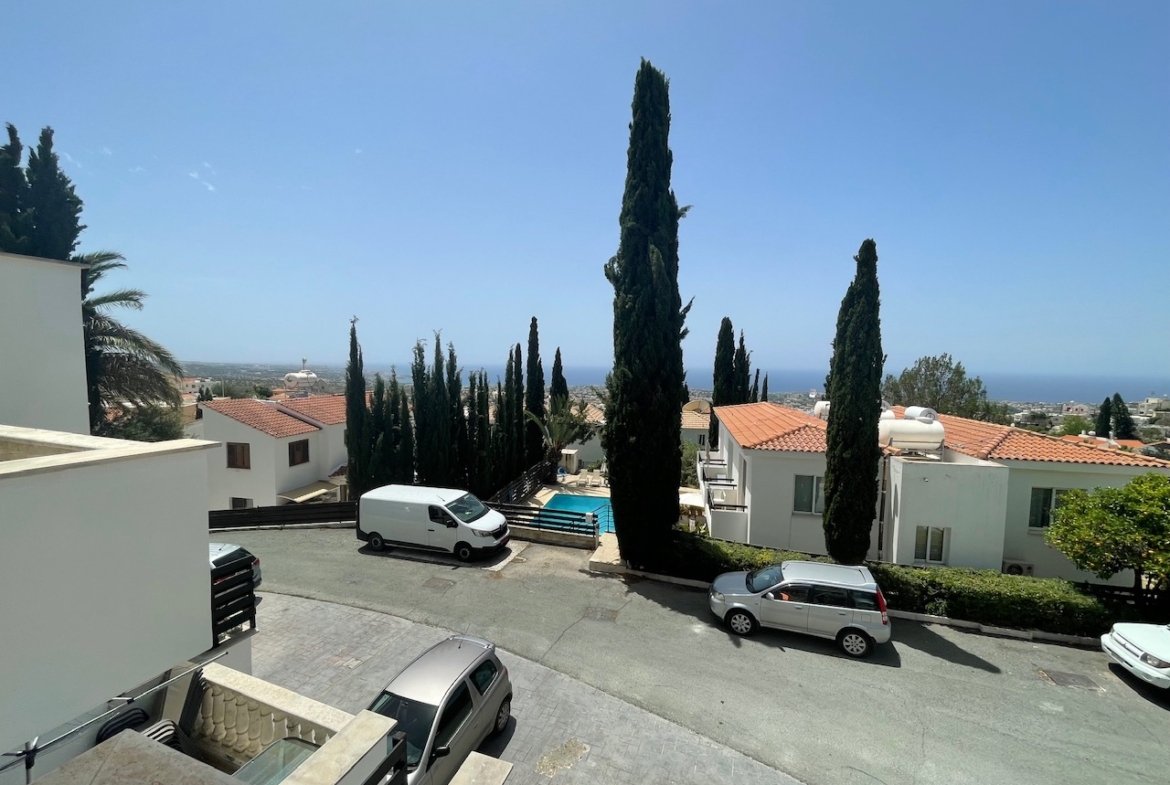 Two Bedroom Townhouse for Rent – Upper Pegeia