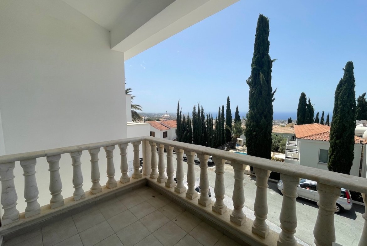 Two Bedroom Townhouse for Rent – Upper Pegeia
