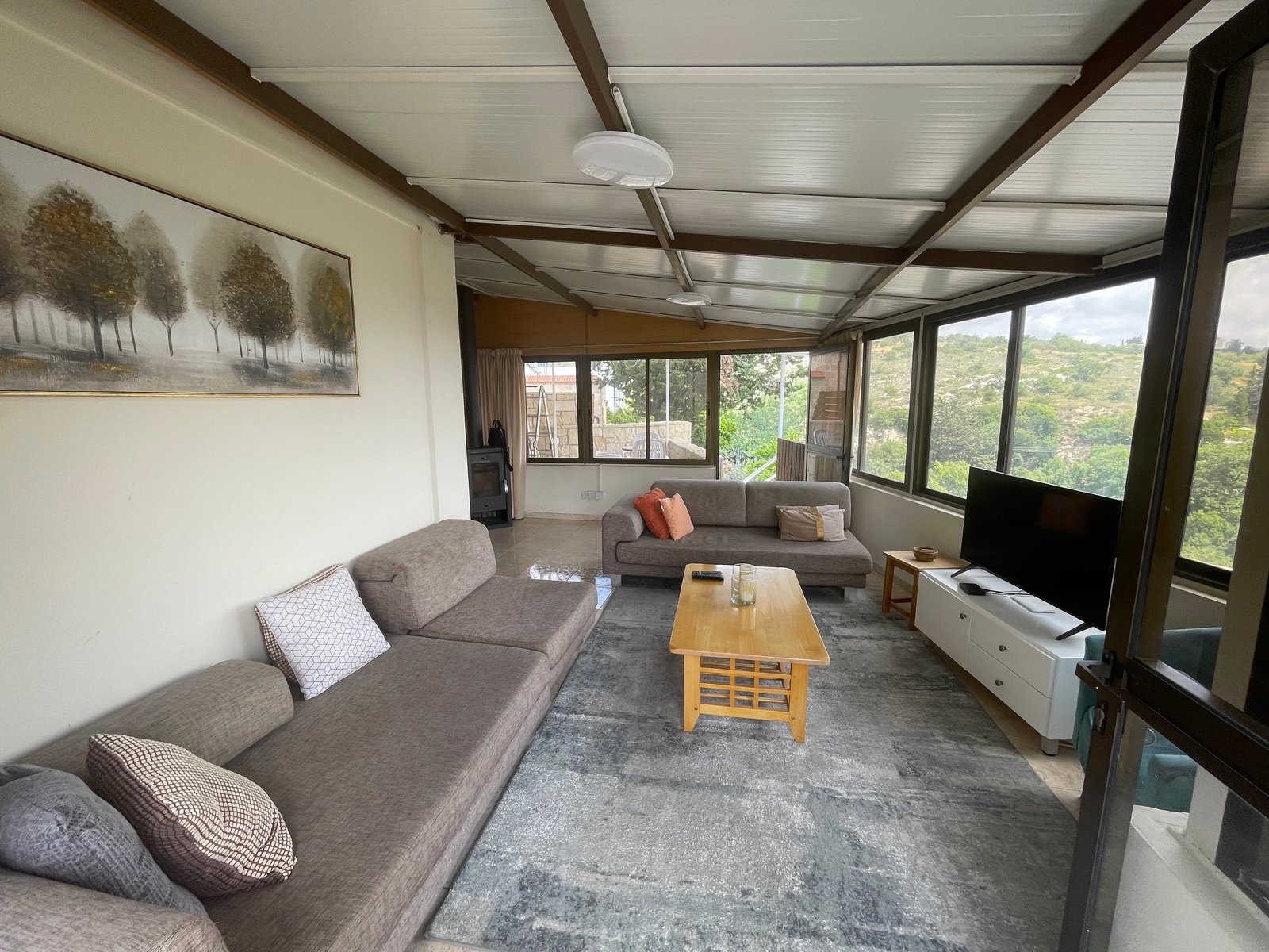 Charming Three Bedroom Stone Village House for Rent – Mesogi