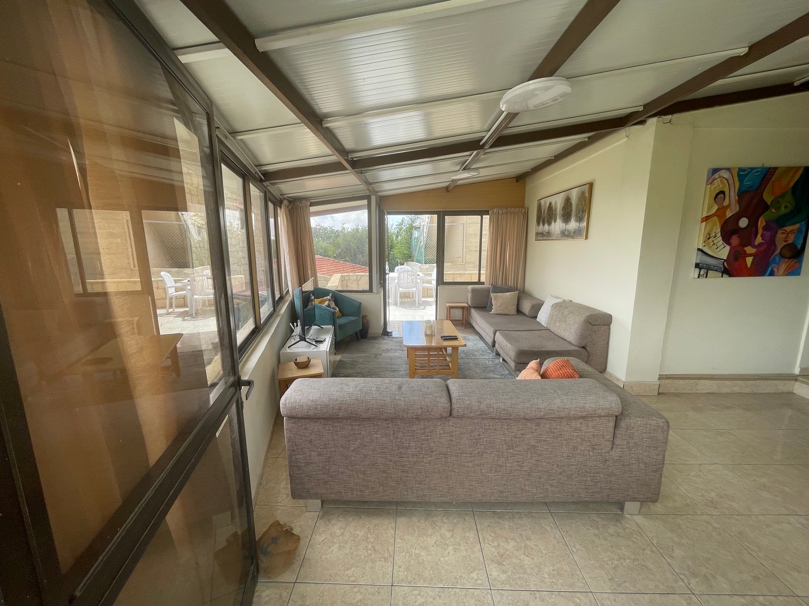 Charming Three Bedroom Stone Village House for Rent – Mesogi