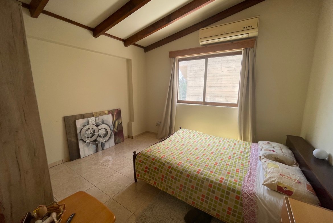 Charming Three Bedroom Stone Village House for Rent – Mesogi
