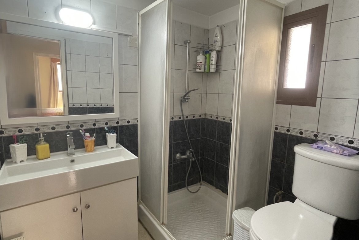 Charming Three Bedroom Stone Village House for Rent – Mesogi