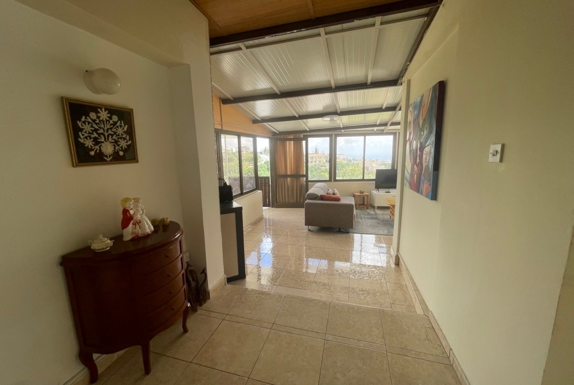 Charming Three Bedroom Stone Village House for Rent – Mesogi
