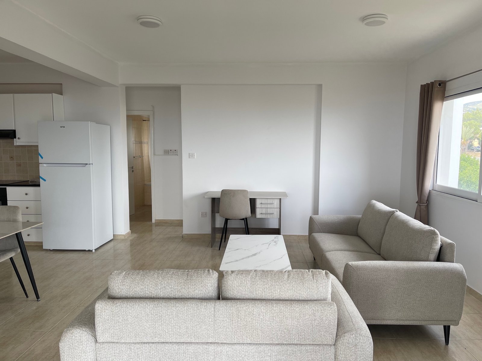 Newly Renovated Two Bedroom Apartment – Mesogi