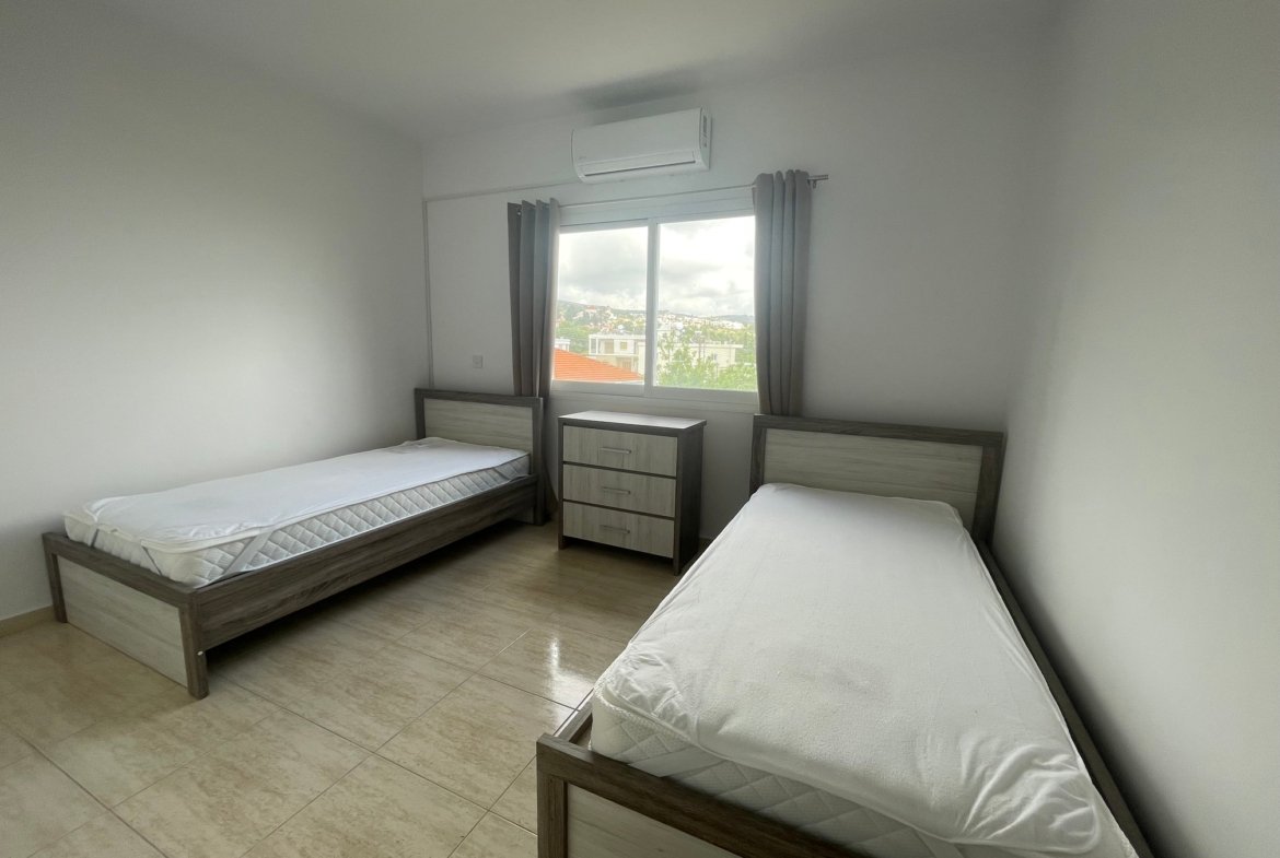 Newly Renovated Two Bedroom Apartment – Mesogi