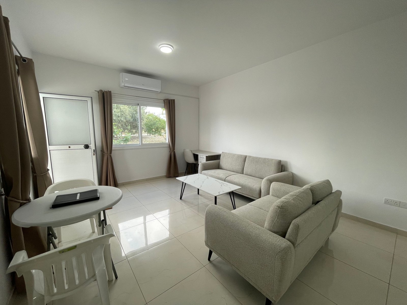 Refurbished Ground FloorTwo Bedroom Apartment – Mesogi