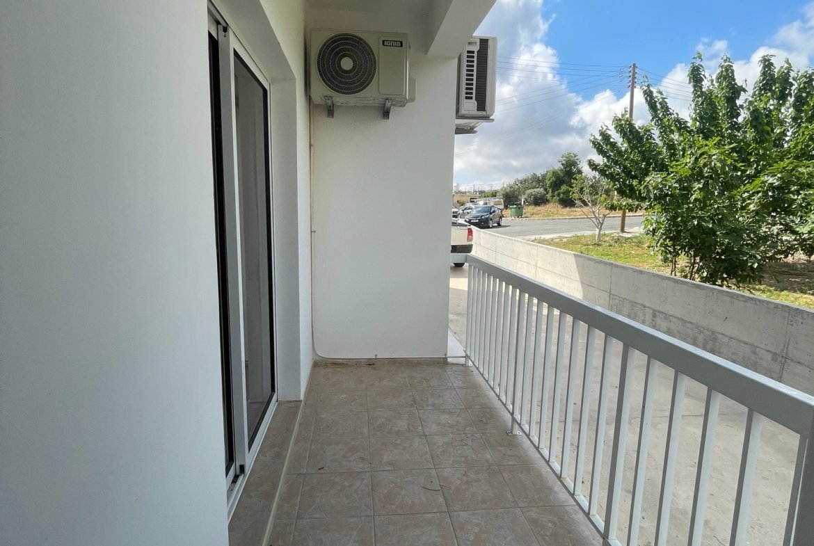 Refurbished Ground FloorTwo Bedroom Apartment – Mesogi