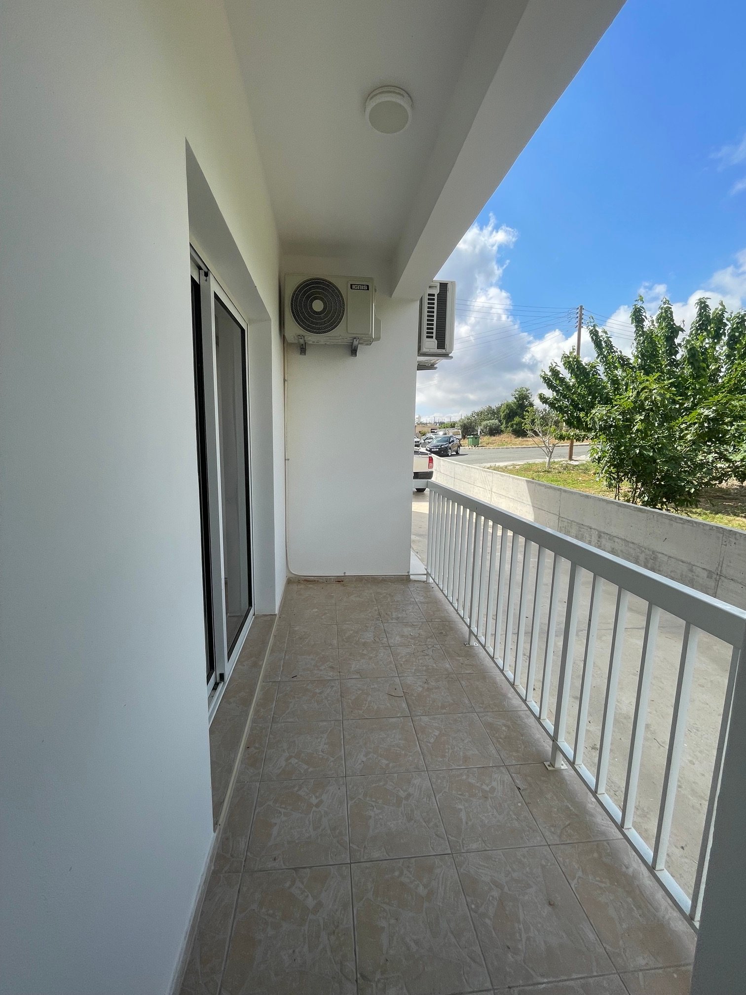 Refurbished Ground FloorTwo Bedroom Apartment – Mesogi