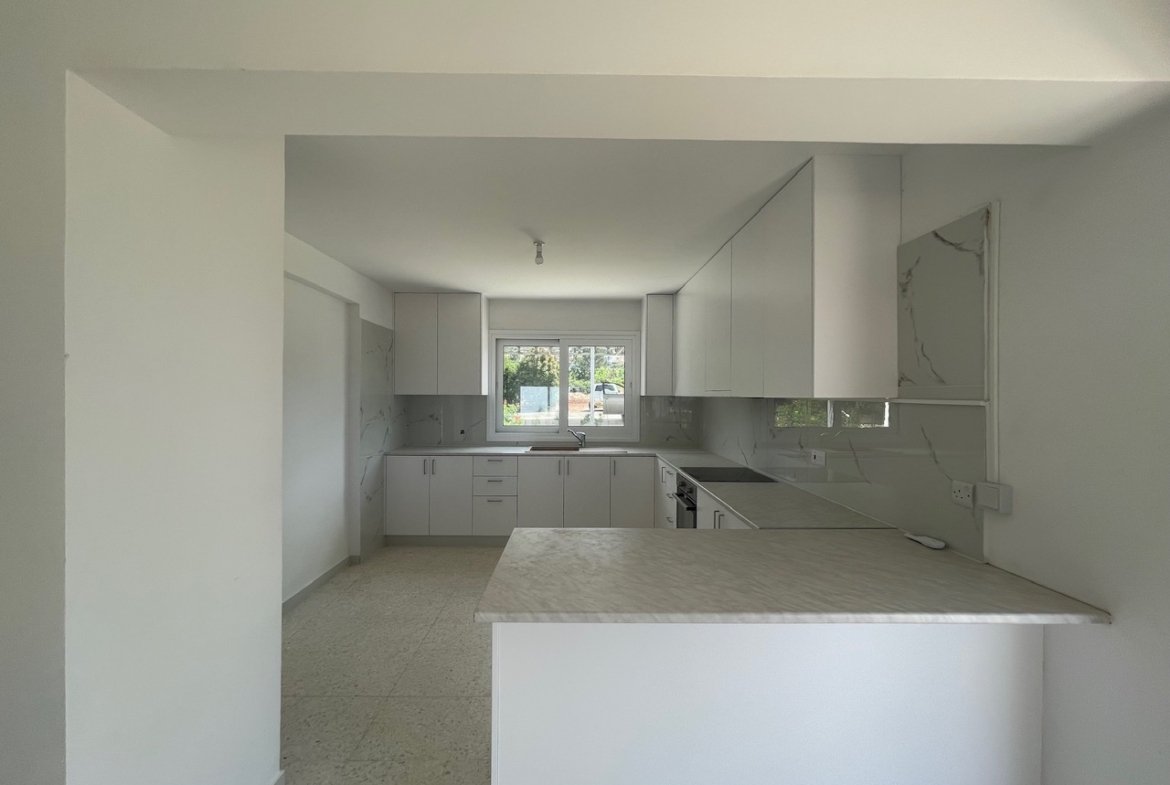 Three Bedroom Semi-Detached House in Pegeia