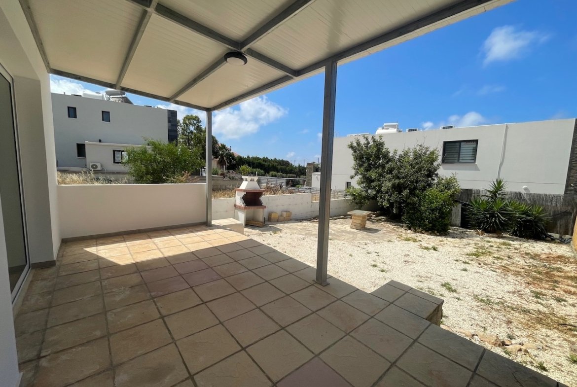 Three Bedroom Semi-Detached House in Pegeia