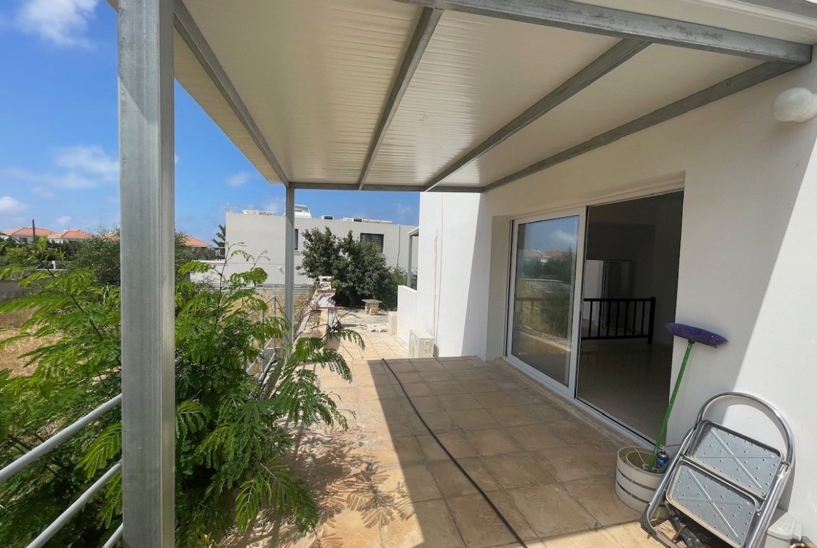 Three Bedroom Semi-Detached House in Pegeia