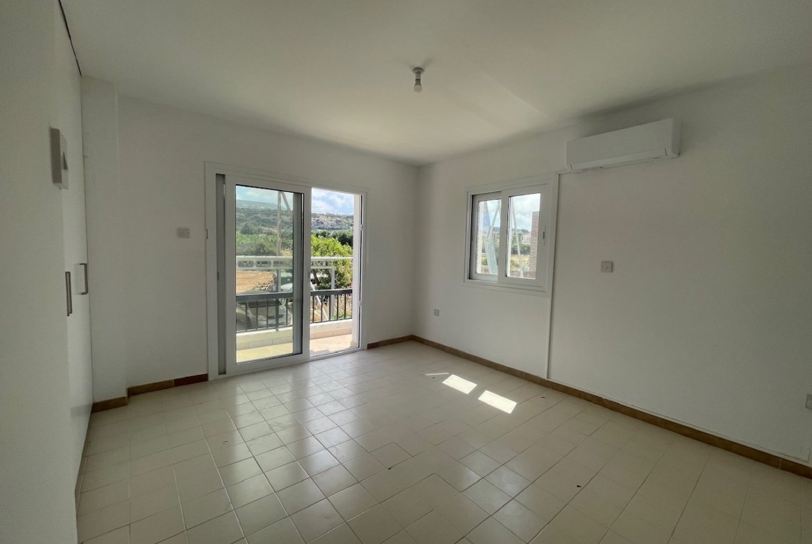 Three Bedroom Semi-Detached House in Pegeia