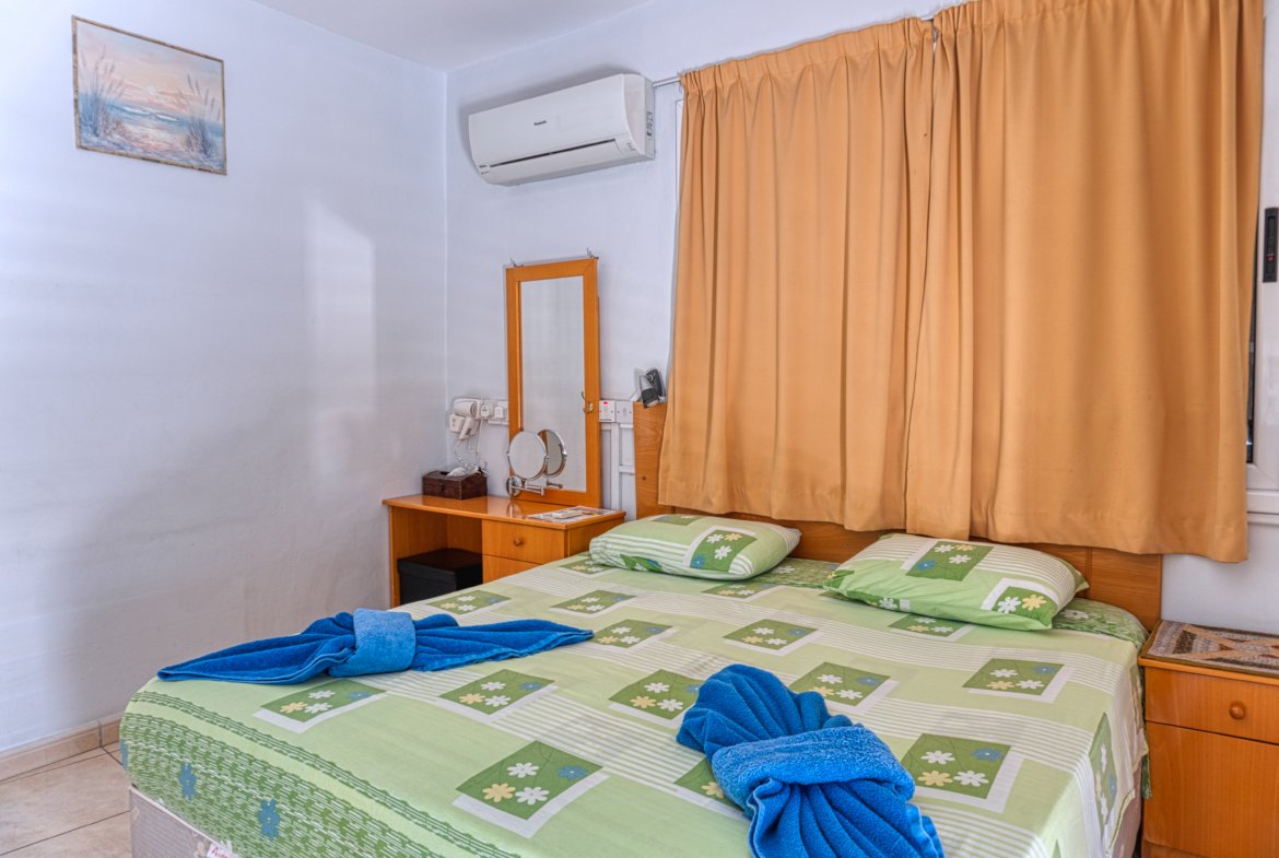 Exceptional Mixed‑Use Building in Paphos – Kato Paphos