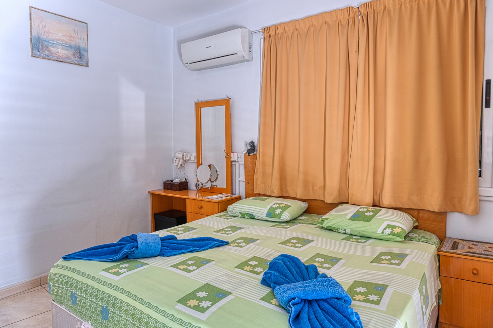 Exceptional Mixed‑Use Building in Paphos – Kato Paphos