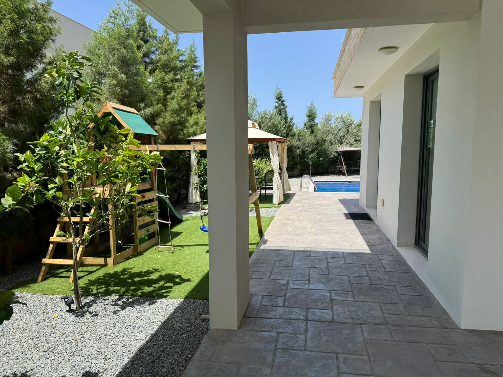NEW Luxury Villa For Rent | St. George – Pegeia