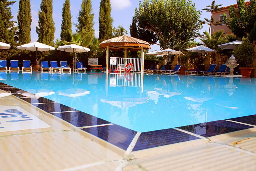 Exceptional Mixed‑Use Building in Paphos – Kato Paphos