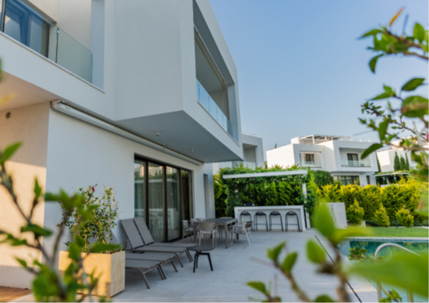 Premium Luxury Seaside Villas in Pegeia – Coral Bay