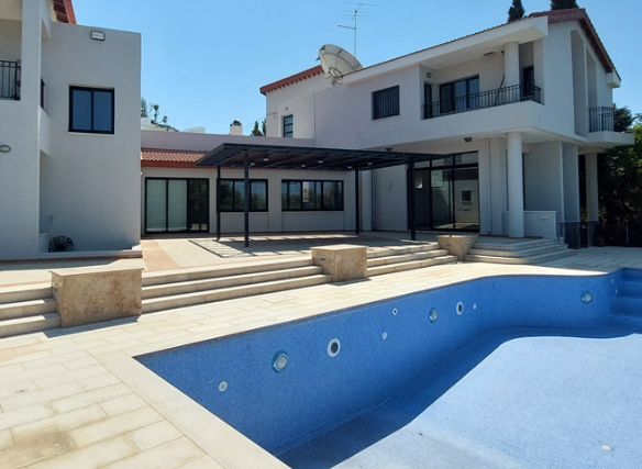 Five Bedroom House – Geroskipou