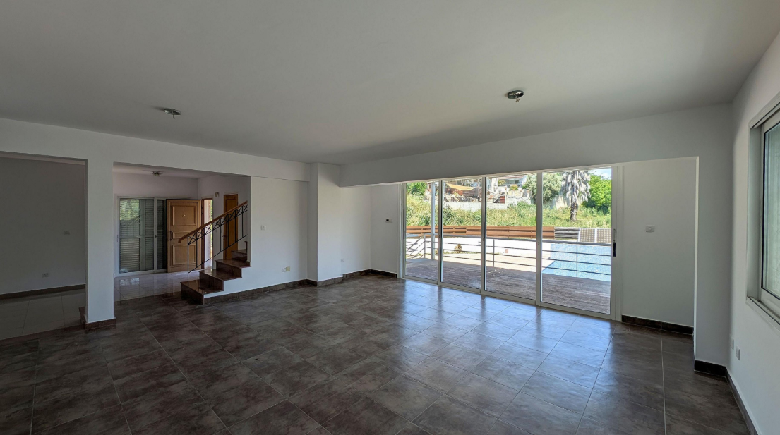 Three Bedroom Detached House in Konia