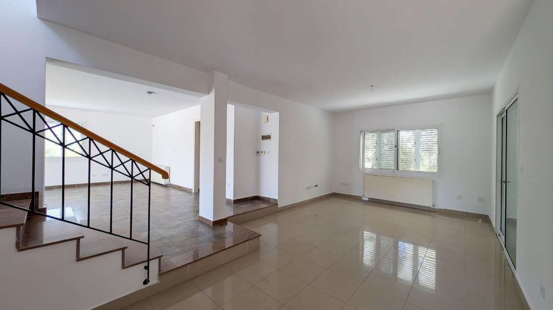 Three Bedroom Detached House in Konia