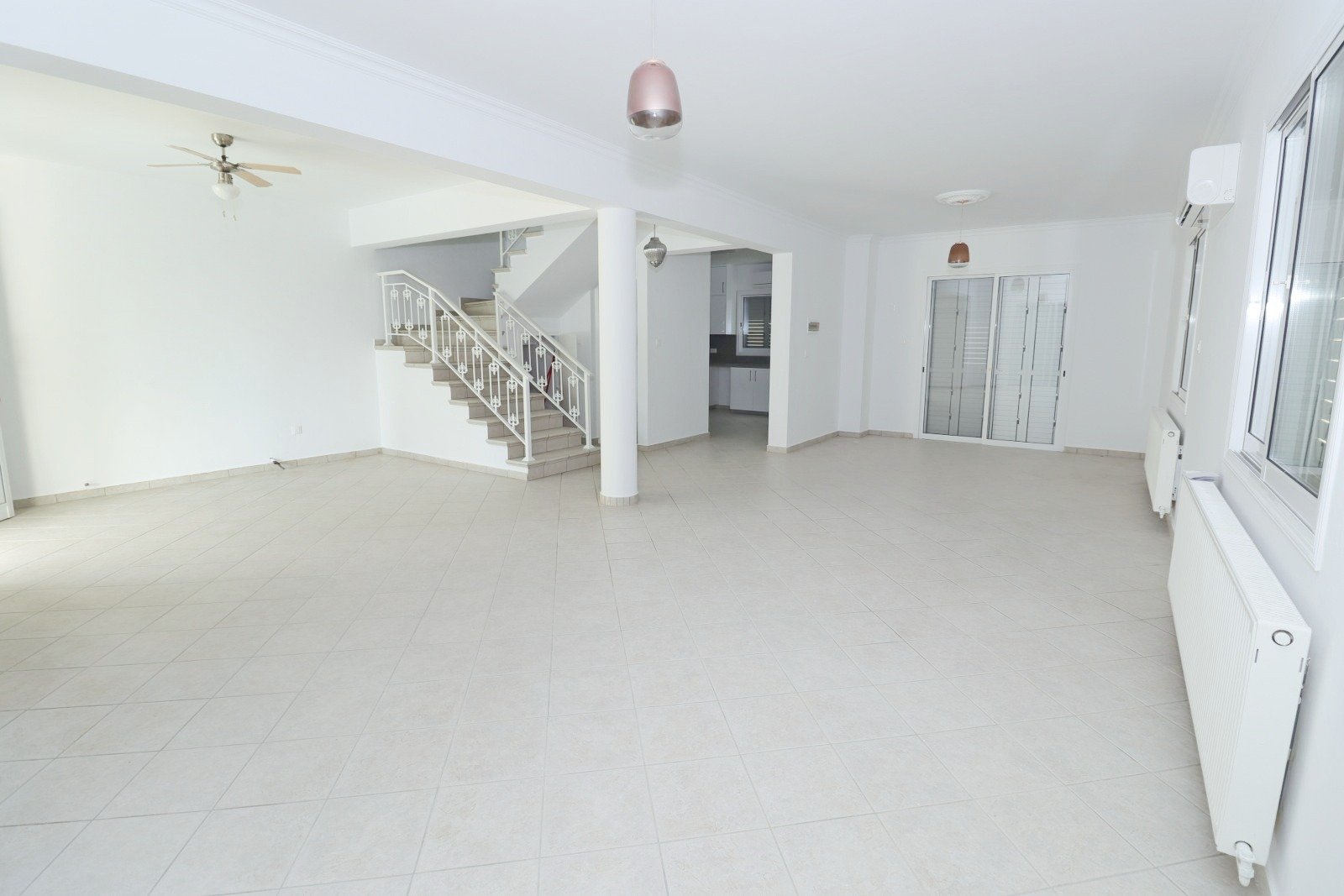 Spacious Three Bedroom Villa in Pegeia