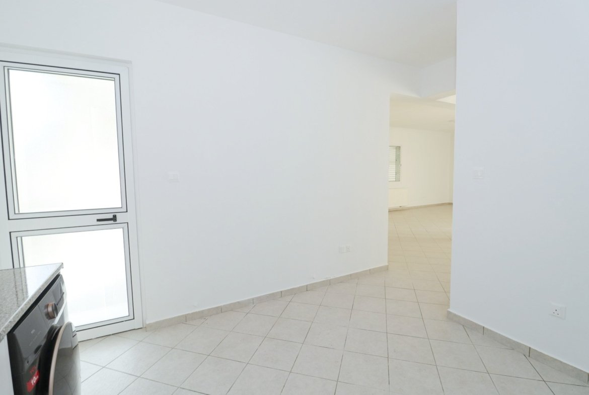 Spacious Three Bedroom Villa in Pegeia