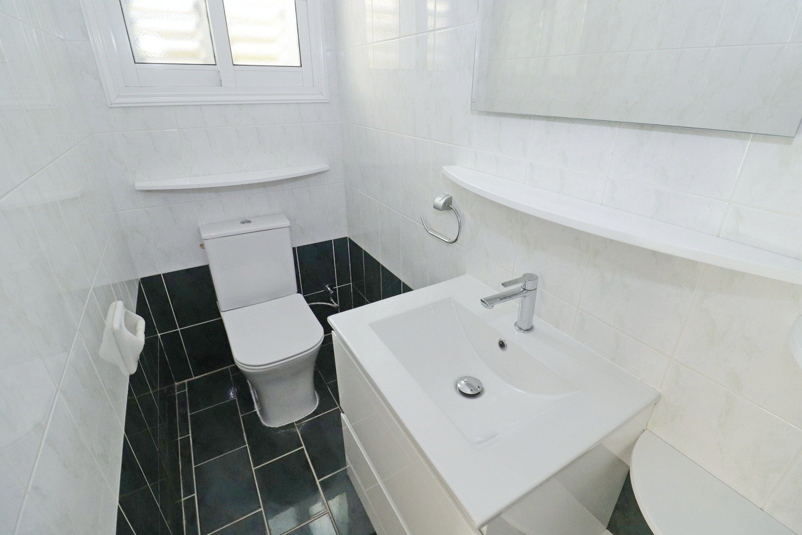 Spacious Three Bedroom Villa in Pegeia