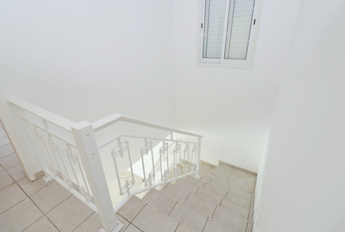 Spacious Three Bedroom Villa in Pegeia