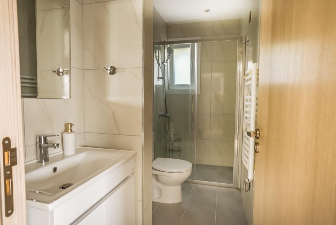 Luxury Four Bedroom Modern Villa in Pegeia