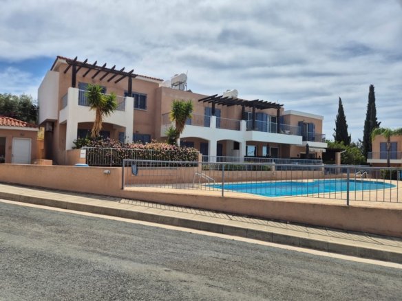 Beautiful Two Bedroom Townhouse for Rent – Pegeia