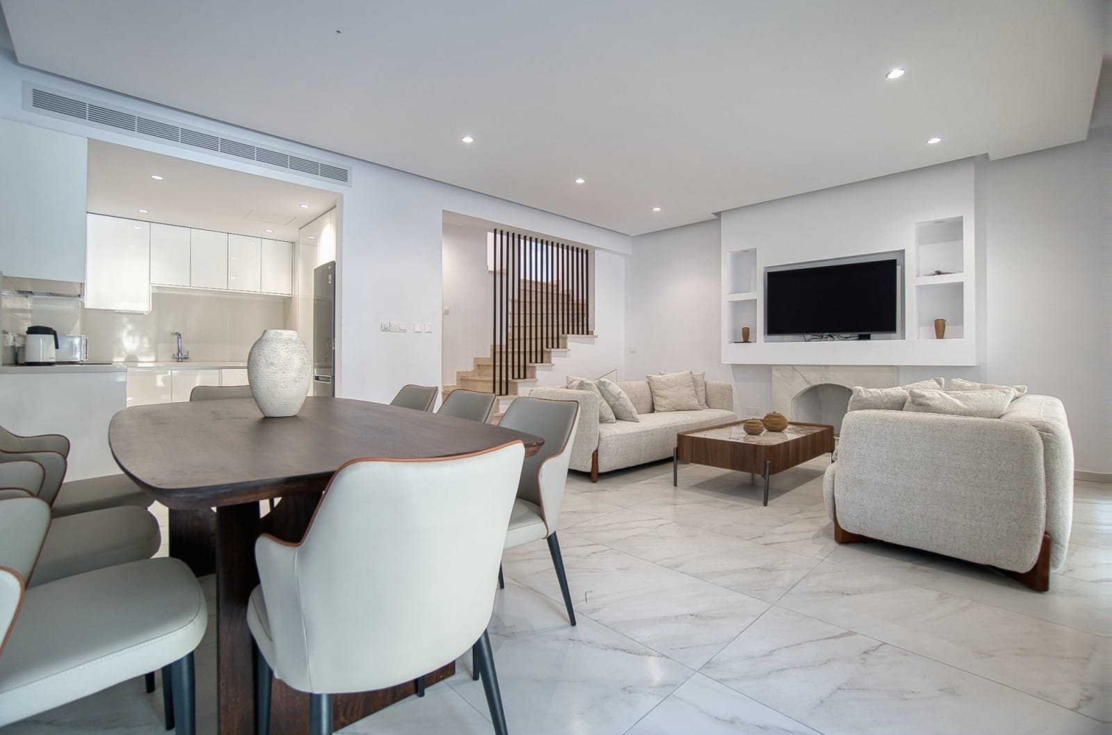 Three Bedroom Two Bathroom Villa in Tala