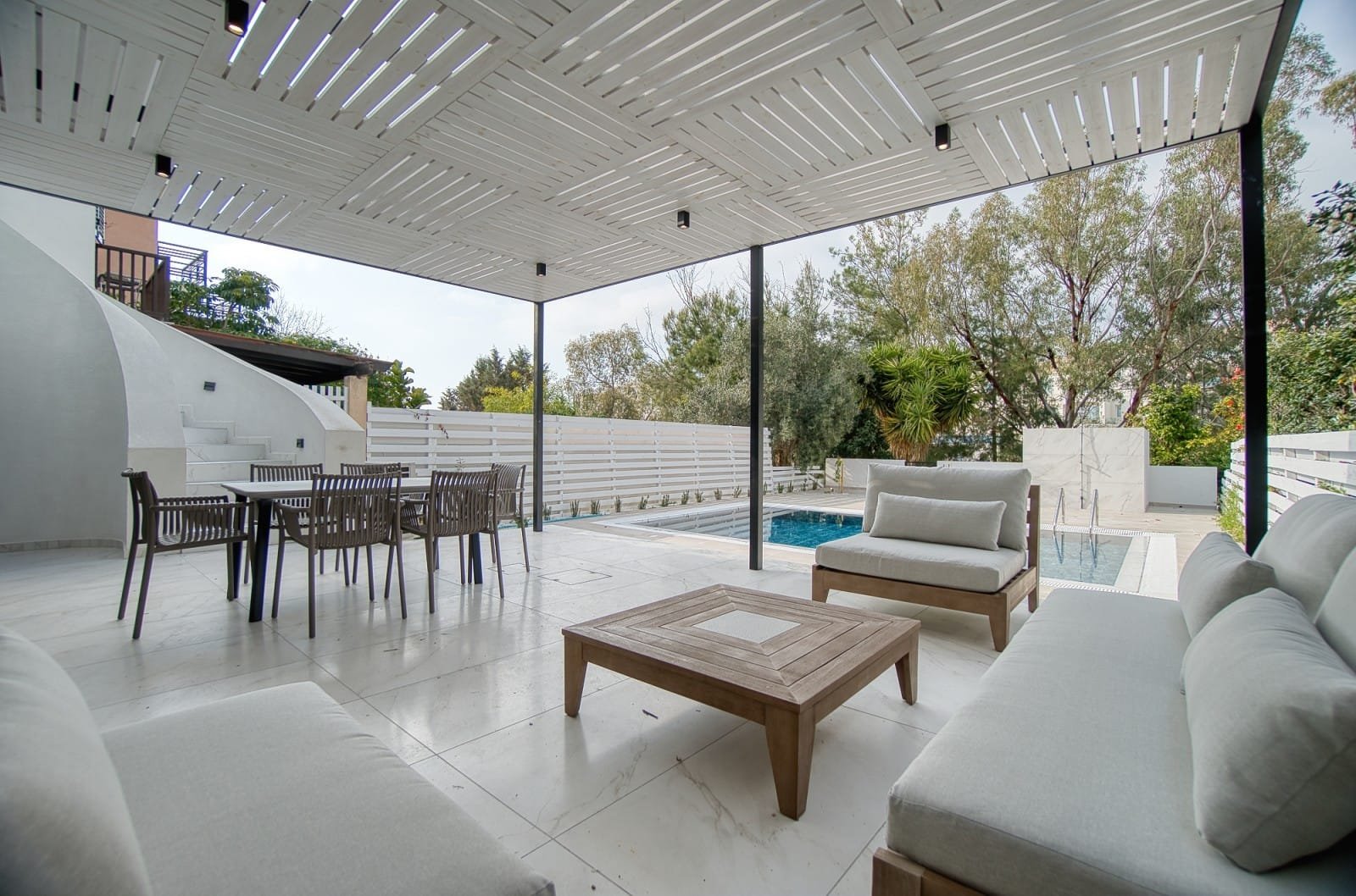 Three Bedroom Two Bathroom Villa in Tala