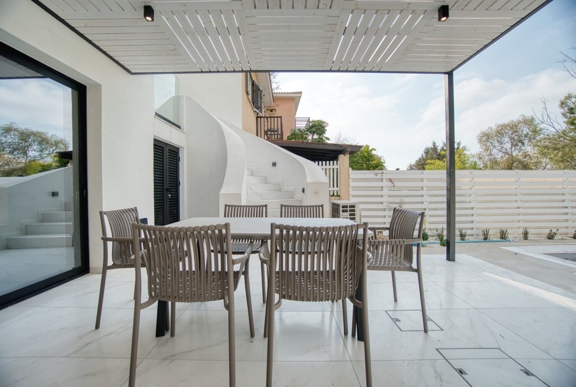 Three Bedroom Two Bathroom Villa in Tala