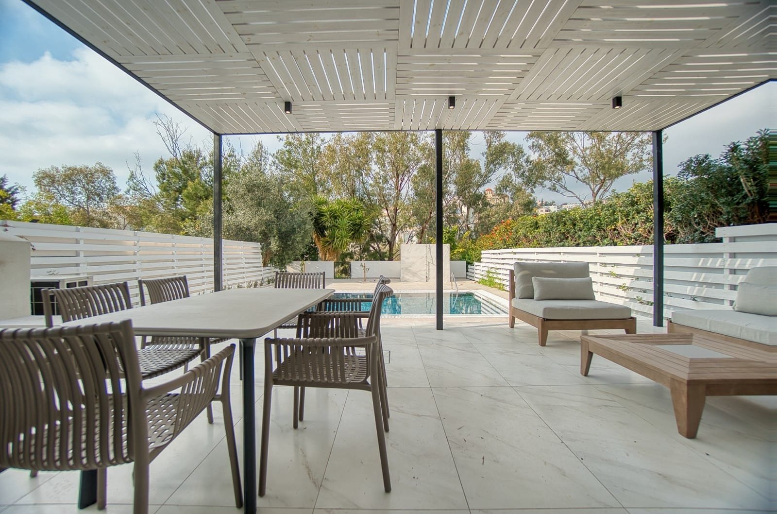 Three Bedroom Two Bathroom Villa in Tala