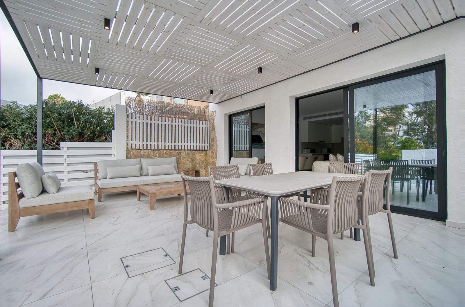 Three Bedroom Two Bathroom Villa in Tala