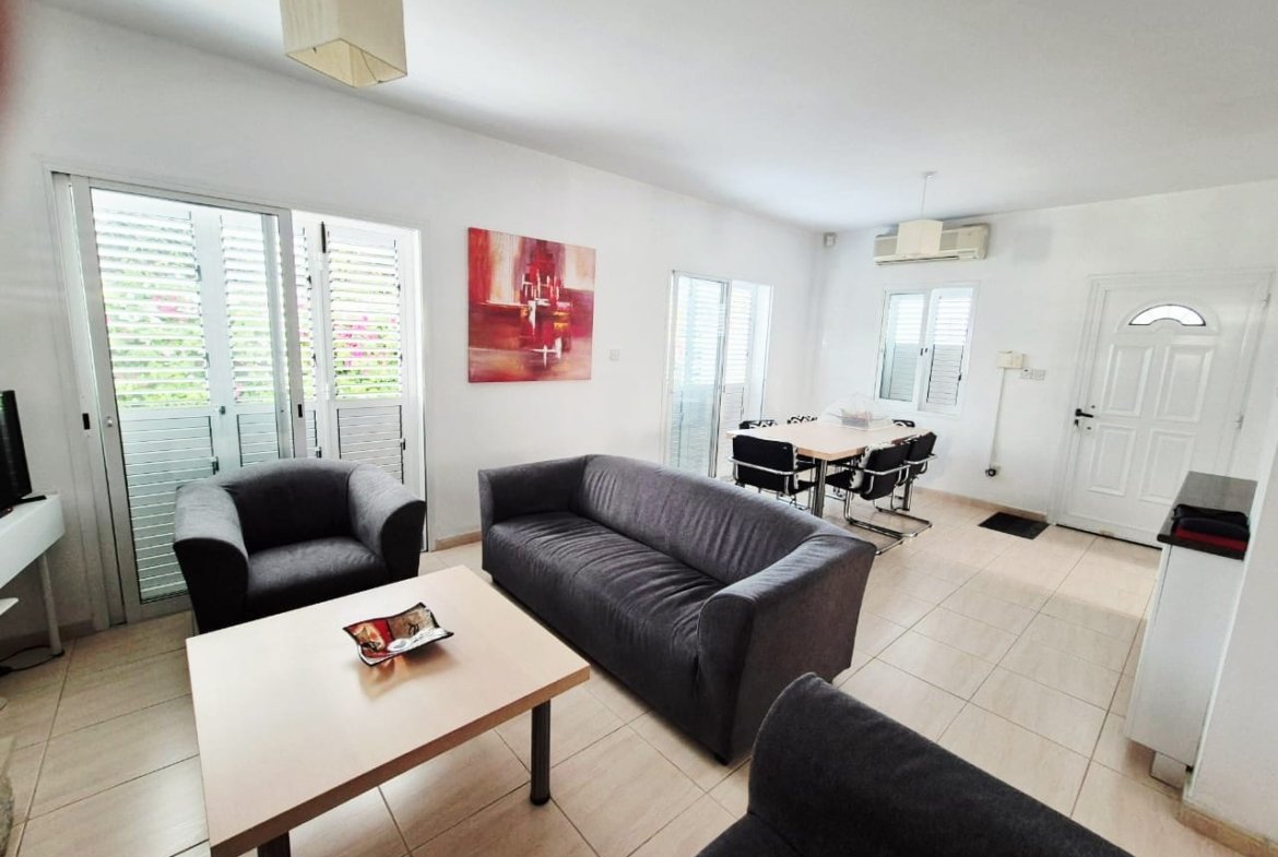 Three‑Bedroom Detached Villa in Paphos – Universal