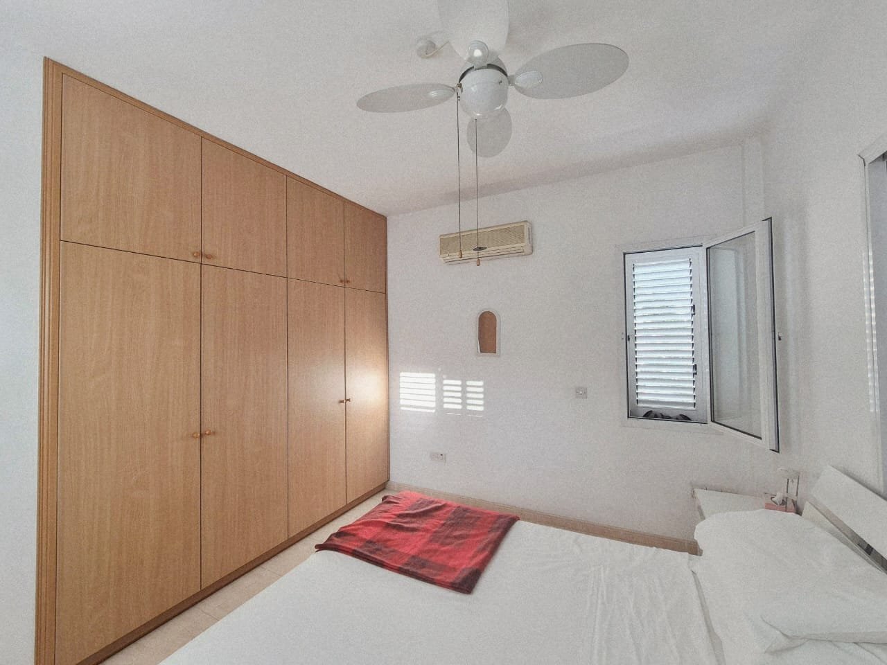Three‑Bedroom Detached Villa in Paphos – Universal