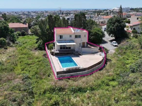 Three Bedroom Detached House in Konia