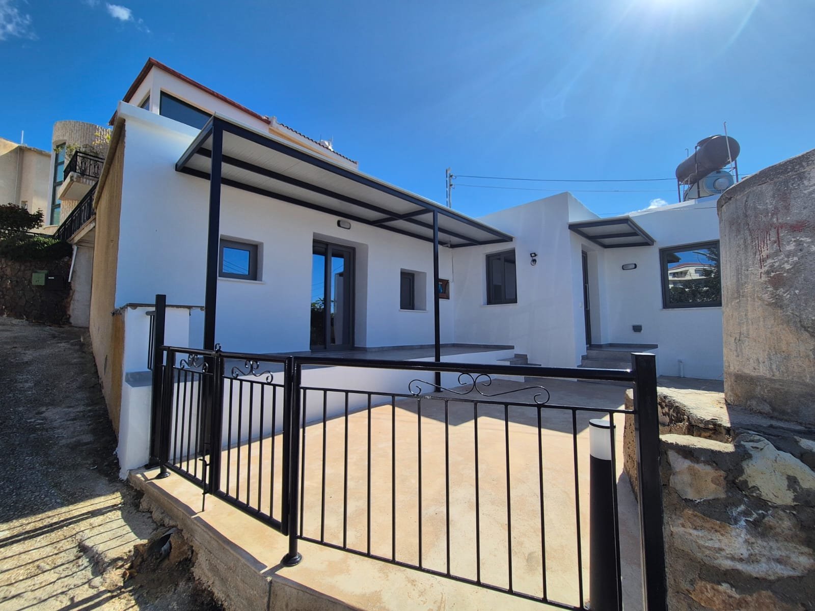 Fully Renovated Two Bedroom Bungalow – Pegeia