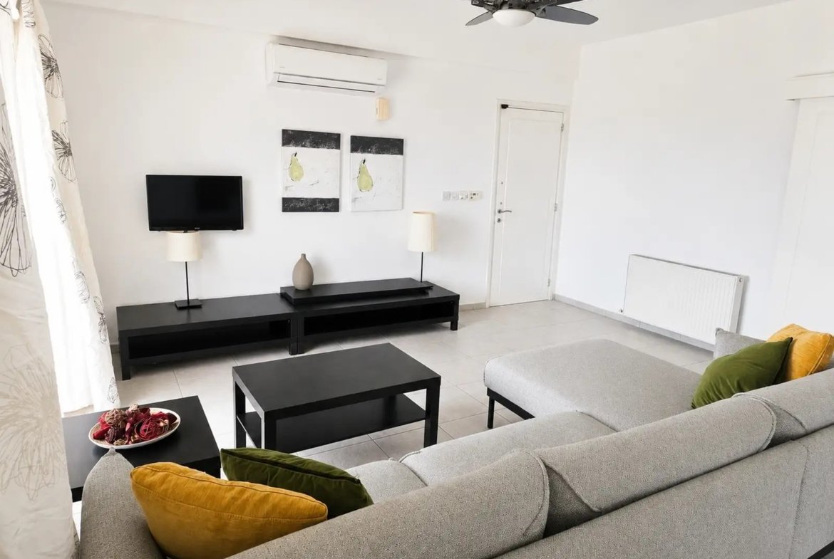 Two-Bedroom Apartment with Panoramic Sea & Mountain Views in Pegeia